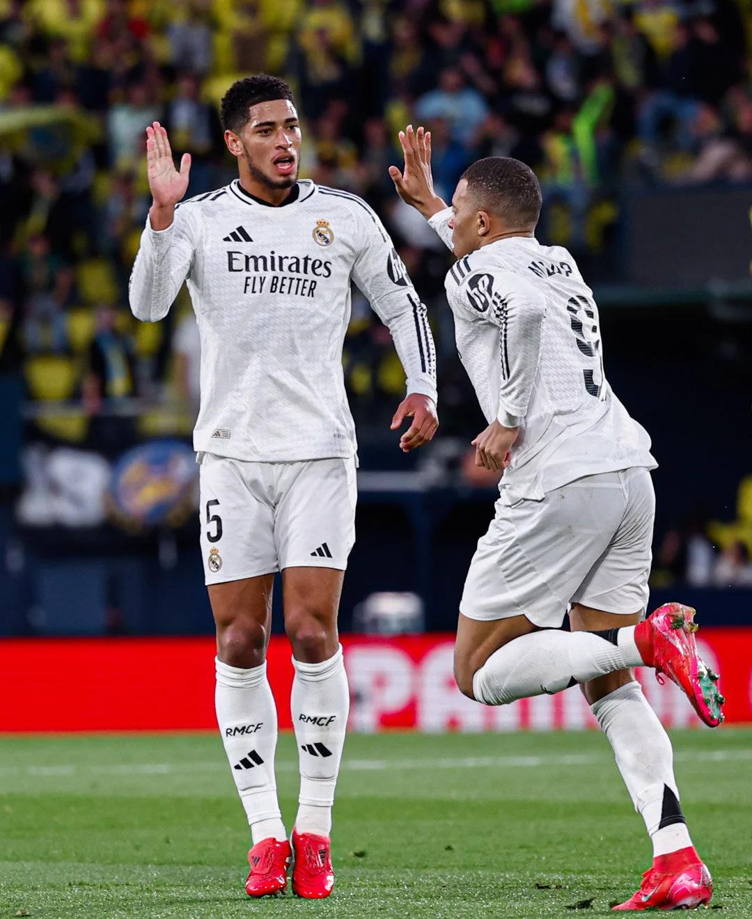 回击里沙利松，加布晒近3场英超北伦敦德比全场最佳奖杯（回敬里沙利松，加布晒出近三次英超北伦敦德比全场最佳奖杯）